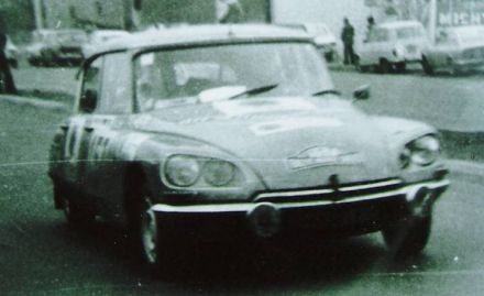 Pierre Nicolas i Andre Laroche na samochodzie Citroen DS21.