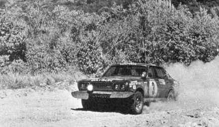 Ove Andersson i John Davenport na samochodzie Datsun 1800 SSS.