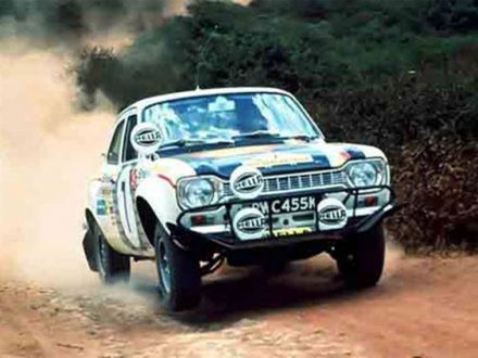 Hannu Mikkola i Gunar Palm na samochodzie Ford Escort RS 1600.
