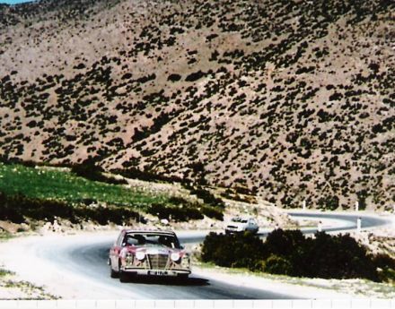 Mercedes Benz 280 SE.