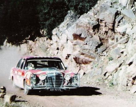 Mercedes Benz 280 SE.