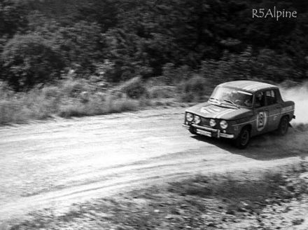 Ilia Czubrikov i K.Kirov - Renault 8 Gordini.