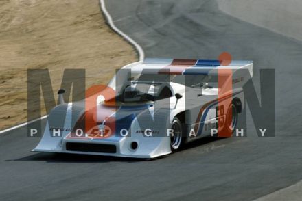 Peter Gregg na samochodzie Porsche 917/10 TC.
