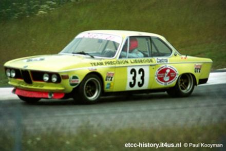 Alain Peltier na samochodzie BMW 2800 CS.