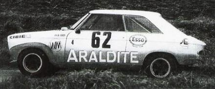 De Sousa - Peugeot 204 coupe.