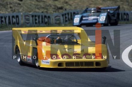 Willy Kauhsen na samochodzie Porsche 917/10 TwinCam. 