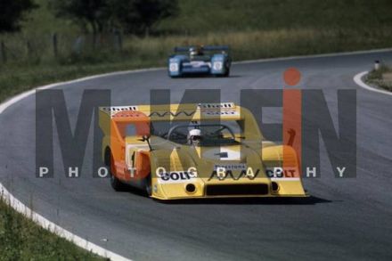 Nr.1.Leo Kinnunen na samochodzie Porsche 917/10 Twin Cam. 