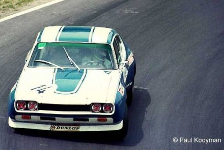 Jochen Mass i Gérard Larrousse na samochodzie Ford Capri RS 2600.