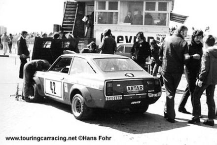 Fiat 128 Sport coupe 1300 załogi Jean-Louis Lafosse i Bernard Chenevière.