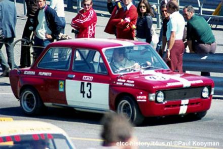 Fiat 128 Rally załogi Mario Radicella i Gérard Pillon.