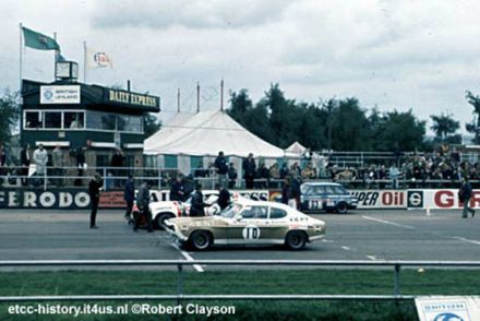 Nr.10. Toine Hezemans i Jean-Claude Franck na samochodzie Ford Capri RS 2600.