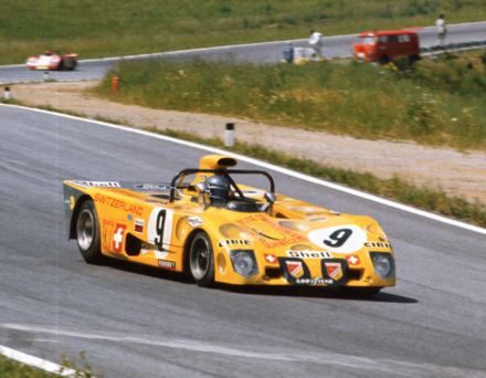 Gerard Larrousse i Vic Elford na samochodzie Lola T280 Ford.