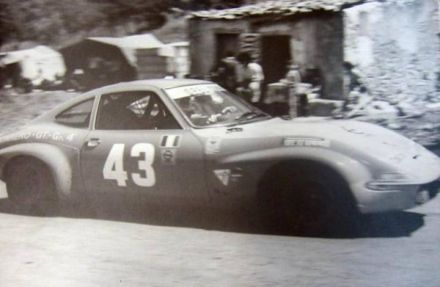 Alberto Rosselli i Paolo Monti na samochodzie Opel GT.