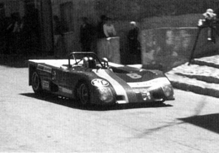 Antonio Zadra i Enrico Pasolini na samochodzie Lola T290 Ford.
