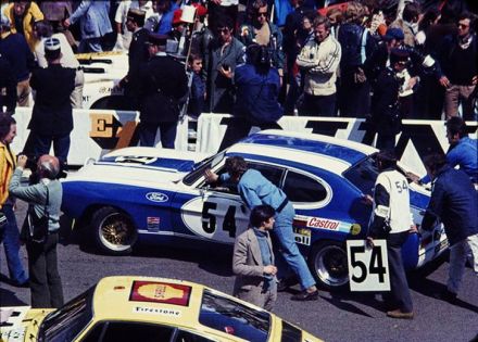 Gerry Birrell i Claude Bourgoignie na samochodzie Ford Capri RS2600.