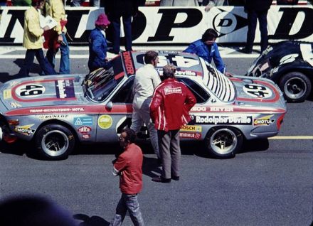 Hans Heyer i Rene Herzog na samochodzie BMW 2800CS.