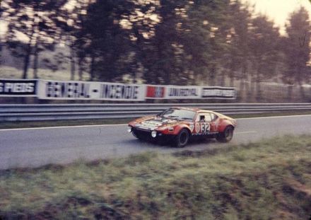 Jean Marie Jacquemin i Yves Deprez na samochodzie De Tomaso Pantera.