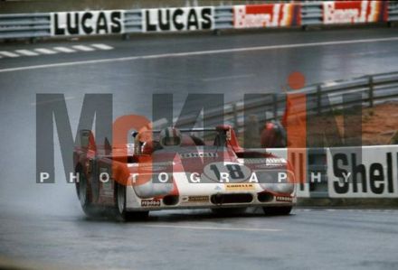 Andrea de Adamich i Nino Vaccarella na samochodzie Alfa Romeo T33/TT/3.