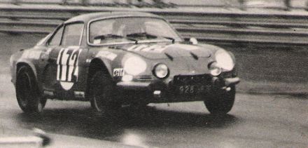 Jean-Luc Thérier na samochodzie Alpine Renault A110 1600S.