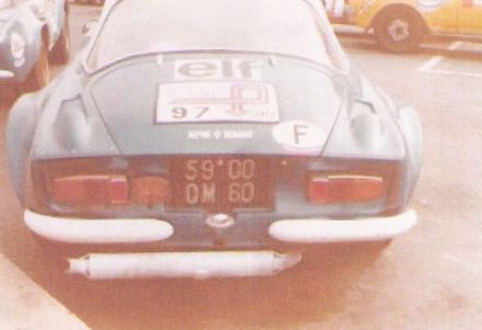 Jean-Luc Thérier na samochodzie Alpine Renault A110/1800 SS.