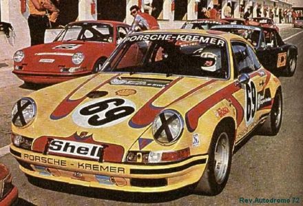 Antonio Borges na samochodzie Porsche 911S.