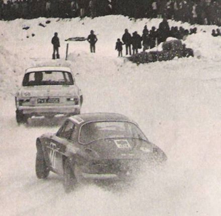 Timo Makinen na samochodzie Ford Escort RS i Jean Luc Therier na samochodzie Alpine Renault A 110 / 1600S.