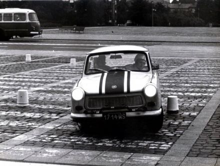 Waldemar Sroczyński i Artur Skwarzyński – Trabant 601.