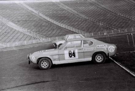 Klaus Joachim Kleint i Günther Dederichs – Ford Capri RS 2600.