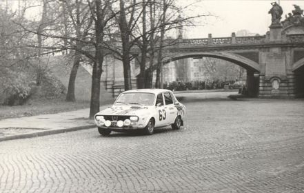 Błażej Krupa i Jerzy Landsberg – Renault 12 Gordini.