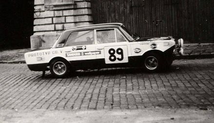 Andrzej Jaroszewicz i Janusz Wojtyna – Polski Fiat 125p/1800.