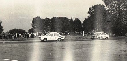 Błażej Krupa – Renault 12 Gordini, Robert Mucha – Polski Fiat 125p/1800 Turbo.