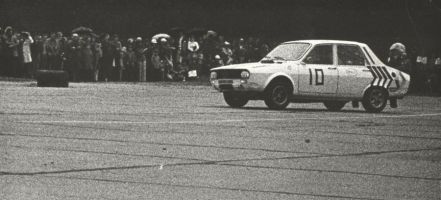 Błażej Krupa – Renault 12 Gordini.
