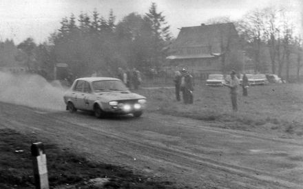 Błażej Krupa i Piotr Mystkowski – Renault 12 Gordini.