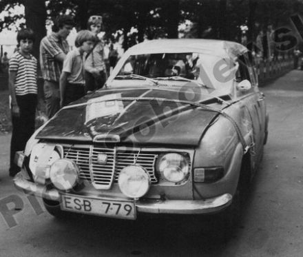 Göran Lagsäter i Lars Nortquist – Saab 96 V4.