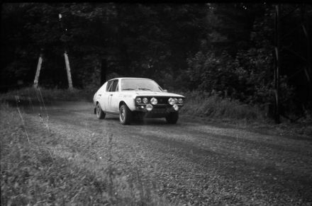 Błażej Krupa i Piotr Mystkowski – Renault 17 Gordini.