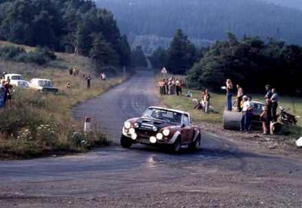 Andrzej Jaroszewicz i Ryszard Żyszkowski – Fiat Abarth 124.