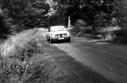 Jens Schmidt i Hilde Schmidt – BMW 2002 Ti Alpina.