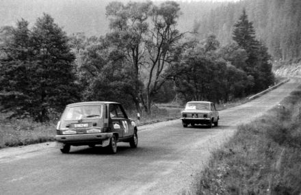 Jerzy Landsberg i Marek Muszyński – Renault R5 LS.