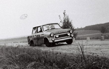 Włodzimierz Pawluczuk i Lidia Lemańska – Trabant 601.
