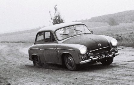 Grzegorz Kołodziejek i Marian Pomierny – Syrena 104.
