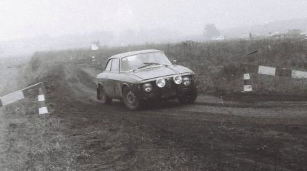 Lelio Lattari i Franciszek Aromiński – Alfa Romeo 1300 GT Junior.