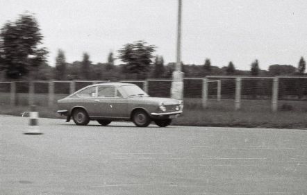 Andrzej Martynkin – Fiat 850 coupe.