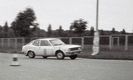 Zbigniew Bieniewski – Fiat 128 Sport SL.