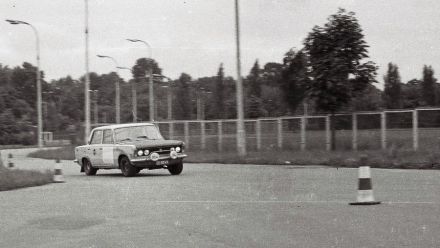 Tadeusz Dębowski – Polski Fiat 125p/1600.
