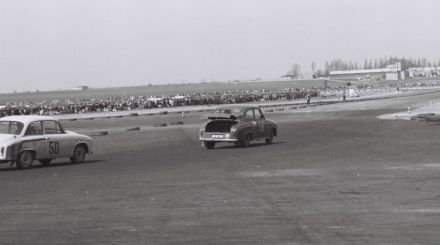 Andrzej Kapitan – Syrena 104, Adam Osiecki – Syrena 105.