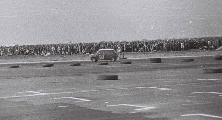 Roman Łukaszewicz – Austin Mini.
