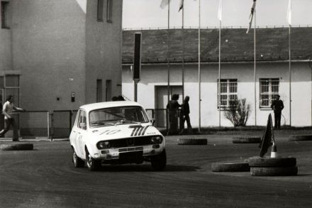 Błażej Krupa – Renault 12 Gordini.