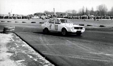 Błażej Krupa – Renault 12 Gordini.