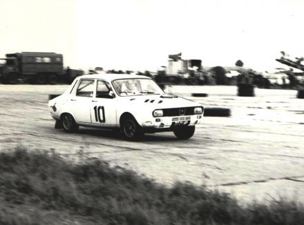 Błażej Krupa – Renault 12 Gordini.