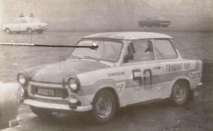 Włodzimierz Pawluczuk i Tytus Tuszyński – Trabant 601.